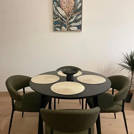 Urban Vibe By Atlas - Free Parking Апартаменты *